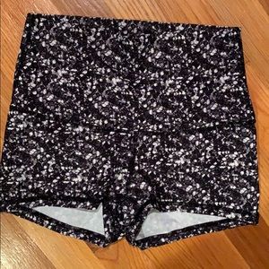 Lululemon yoga / athletic shorts